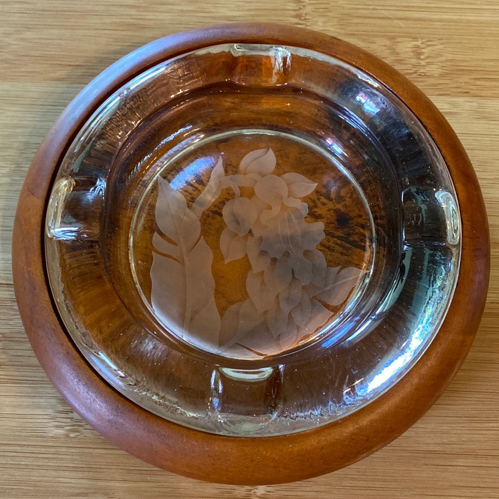 Vintage DUK-IT Floral Etched Glass Ashtray w/Wooden Bowl Base